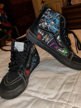 Vans X Disney Villains Sk8-Hi 100th Anniversary Sneakers Kids U.S. Size 2.5